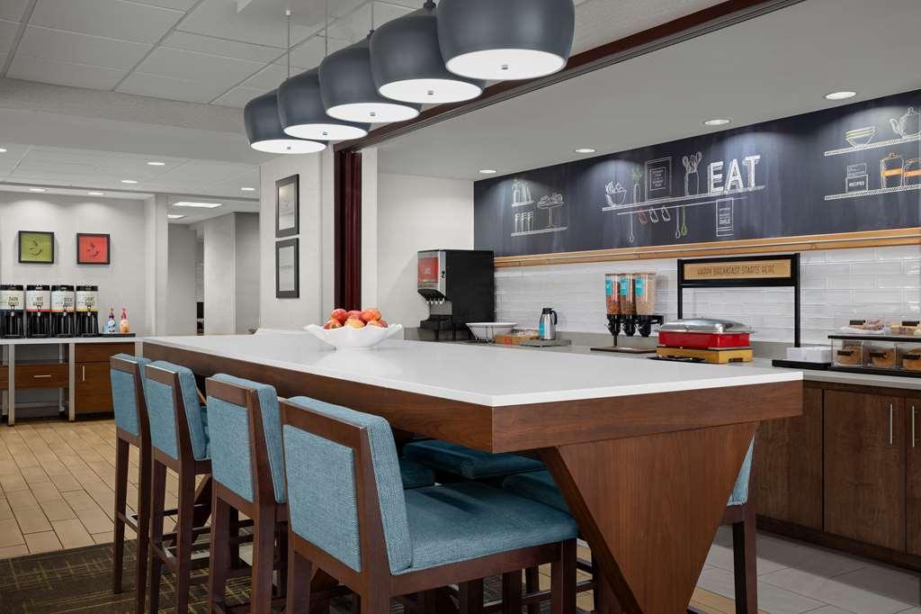 Hampton Inn By Hilton Panama City Beach Upper Grand Lagoon Restoran gambar